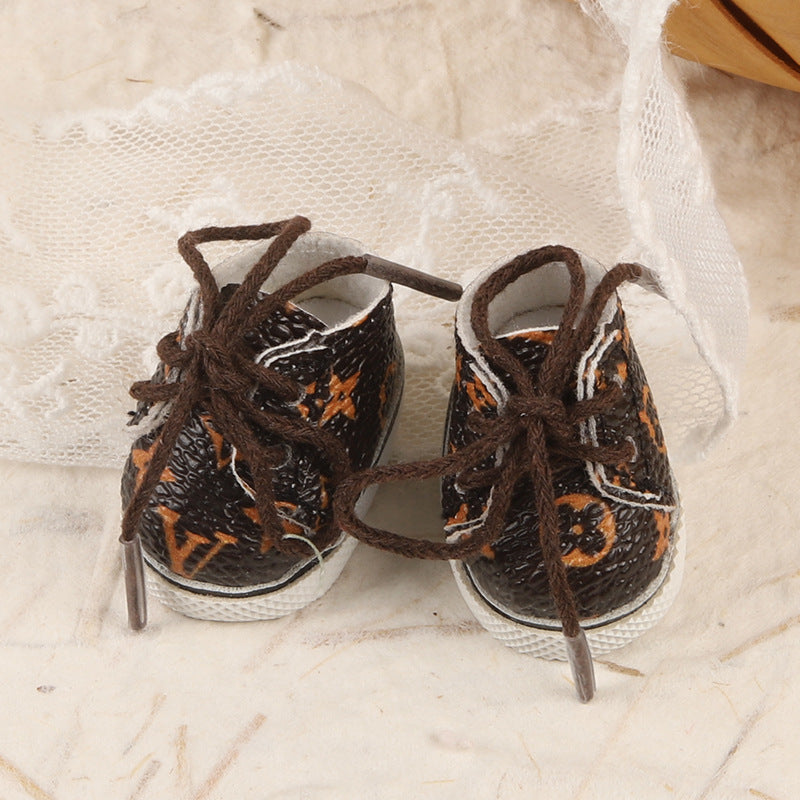 Only baby clothes] One, two and three generations of labubu labubu vinyl blind box pendant baby clothes brown pink GG suit